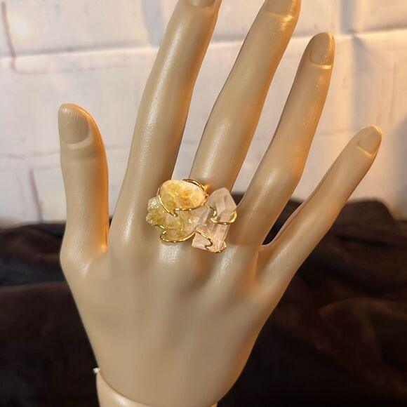 Brazilian citrine raw and natural crystal ring in gold tone 38 ctw size 7 - Picture 8 of 14